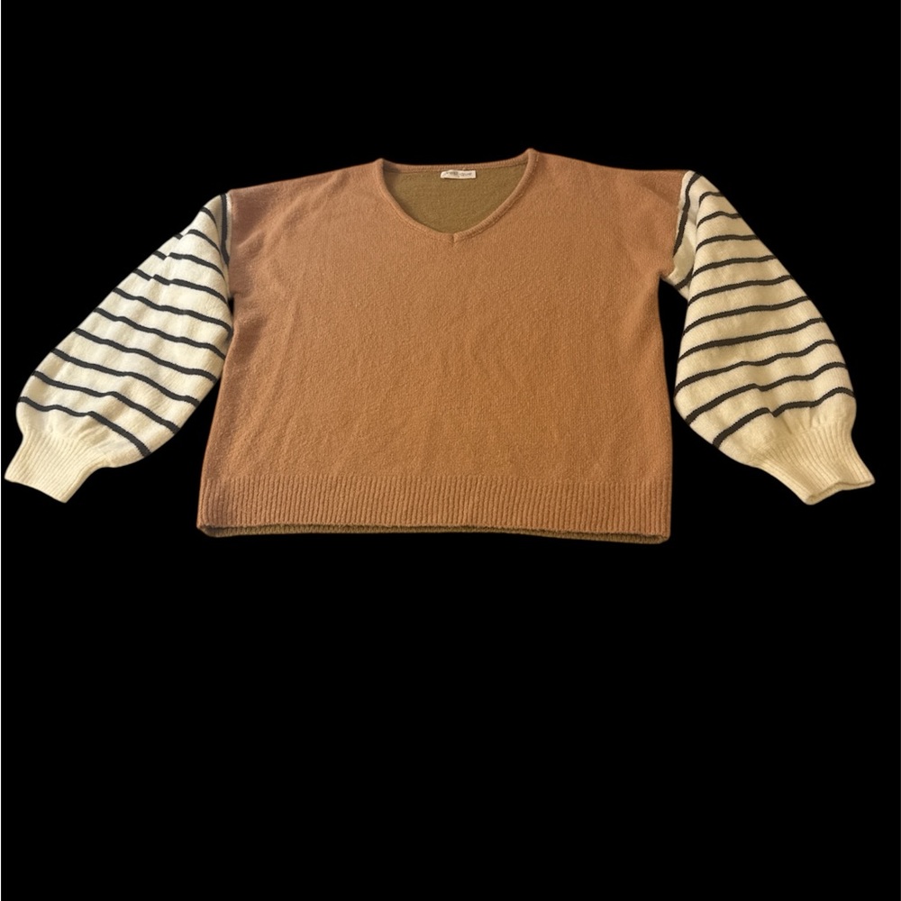 VESTIQUE WOMENS V NECK COLOR BLOCK SWEATER
SIZE - S